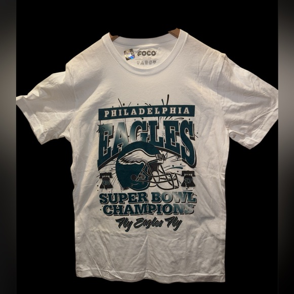FOCO Philadelphia Eagles Superbowl Champion Graphic Tee EUC - Picture 1 of 4